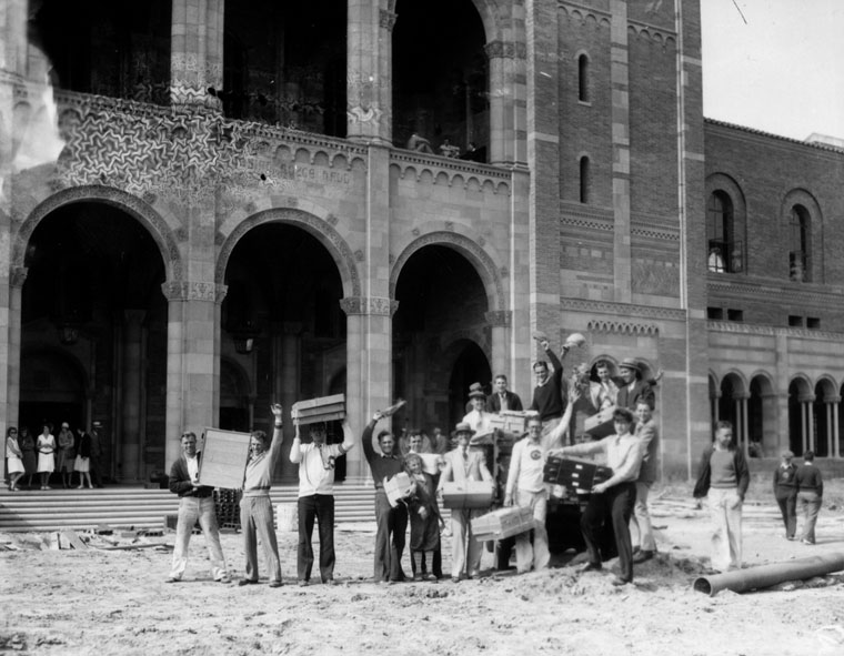 1929 Move in Day