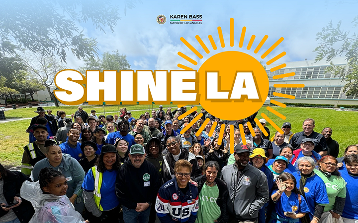 Shine LA volunteers group photo
